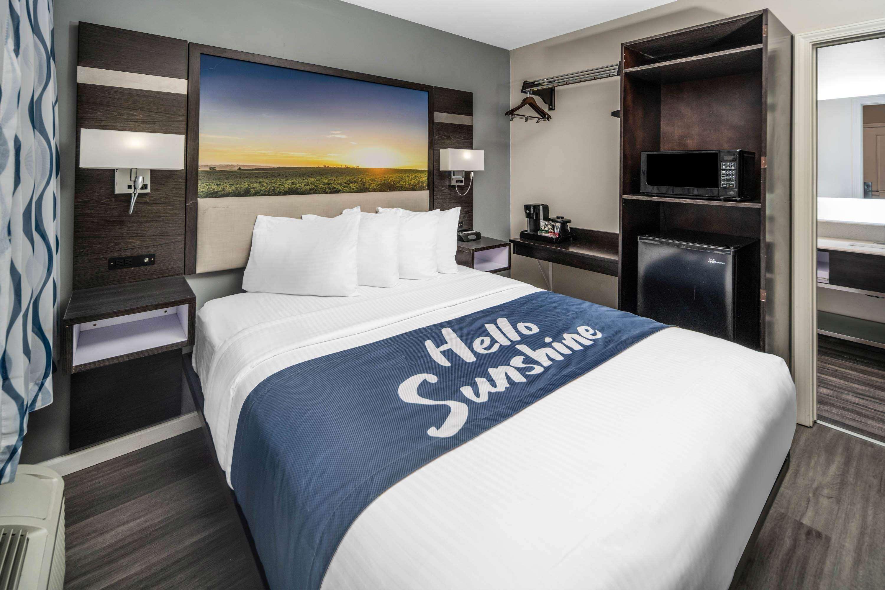 Days Inn By Wyndham Galt - Elk Grove South Luaran gambar