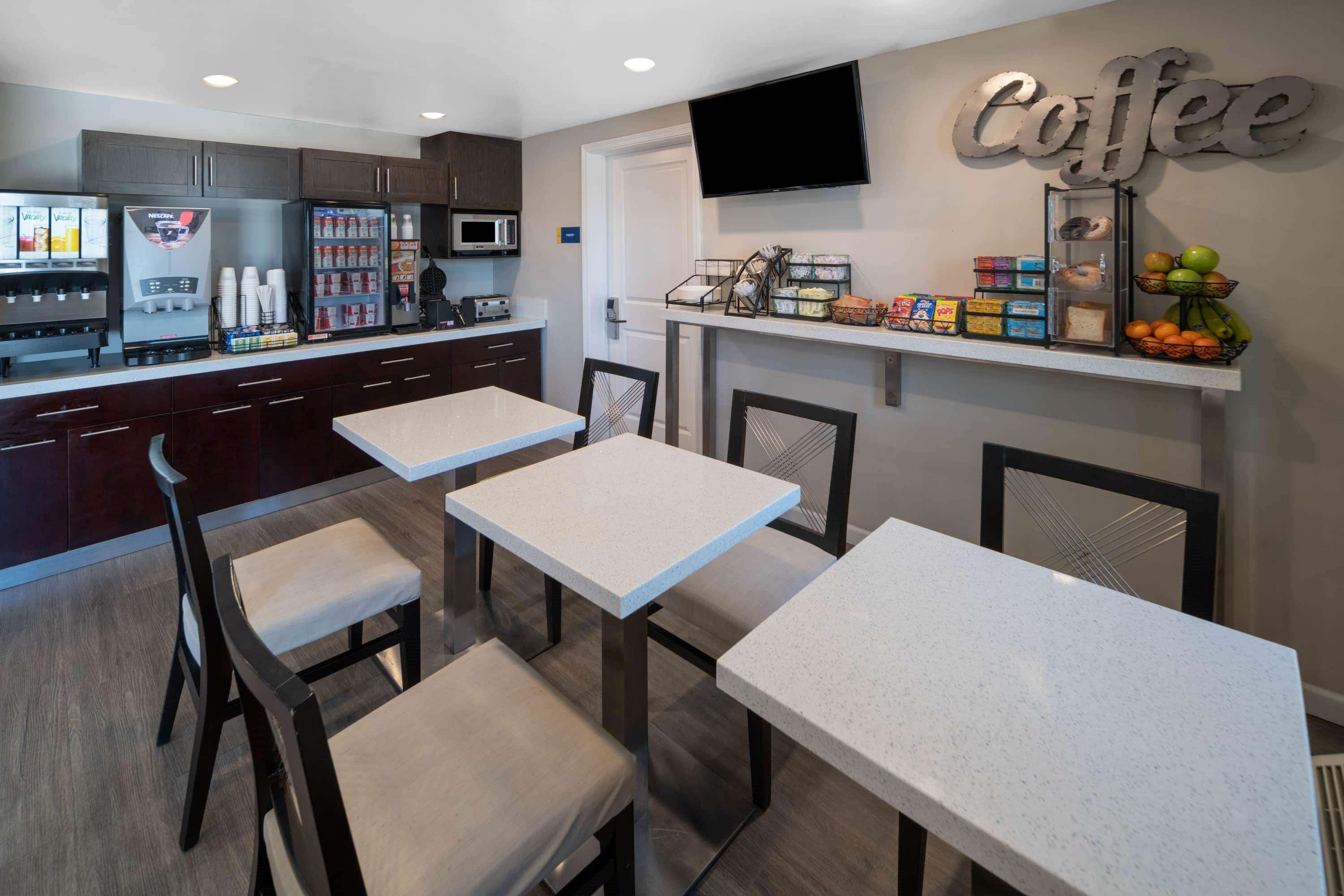 Days Inn By Wyndham Galt - Elk Grove South Luaran gambar