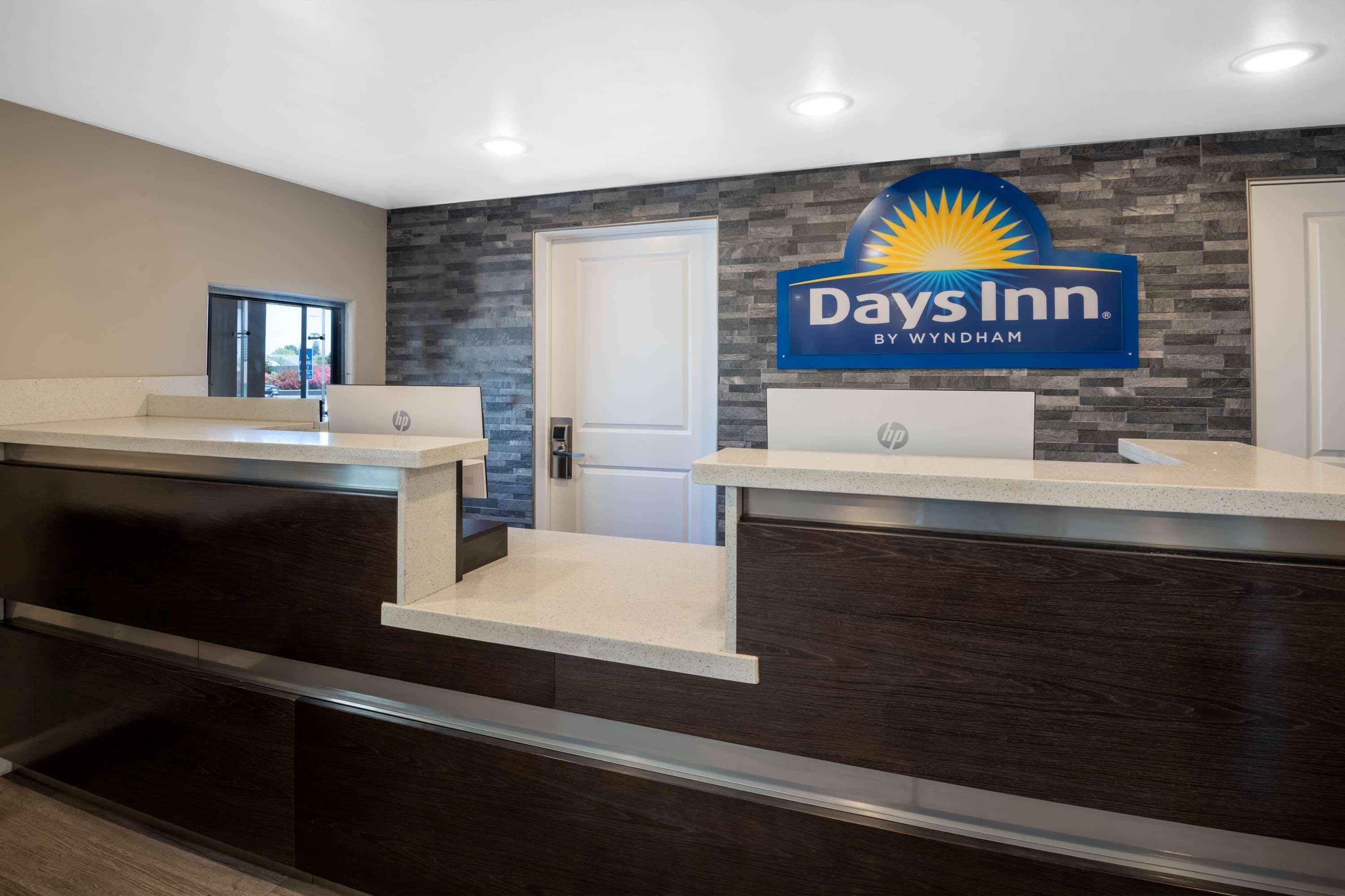 Days Inn By Wyndham Galt - Elk Grove South Luaran gambar
