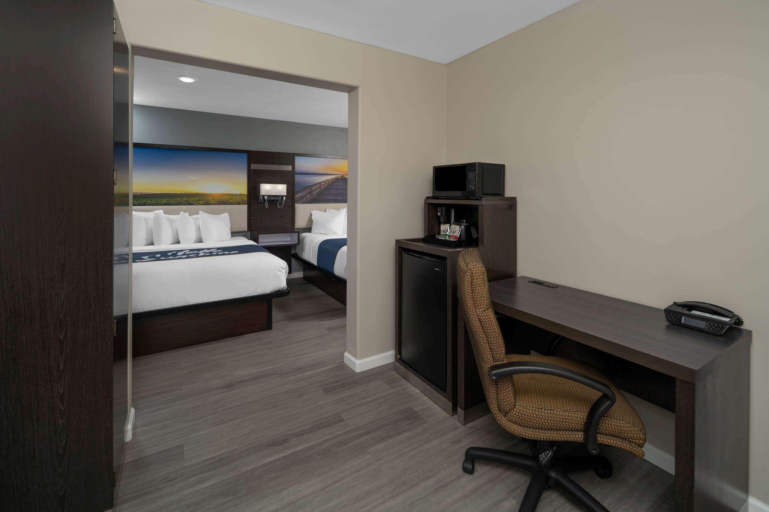 Days Inn By Wyndham Galt - Elk Grove South Luaran gambar